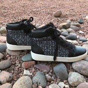 Mossimo | women’s high tops |  size 7 1/2